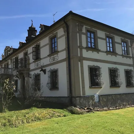 Zamecek Zdiky - Moderni Maly * Bujanov