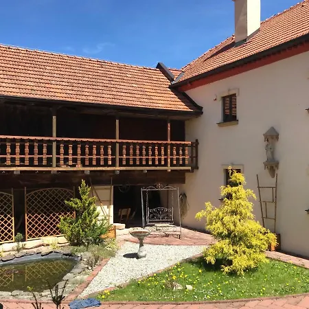 Zamecek Zdiky - Moderni Maly Bujanov